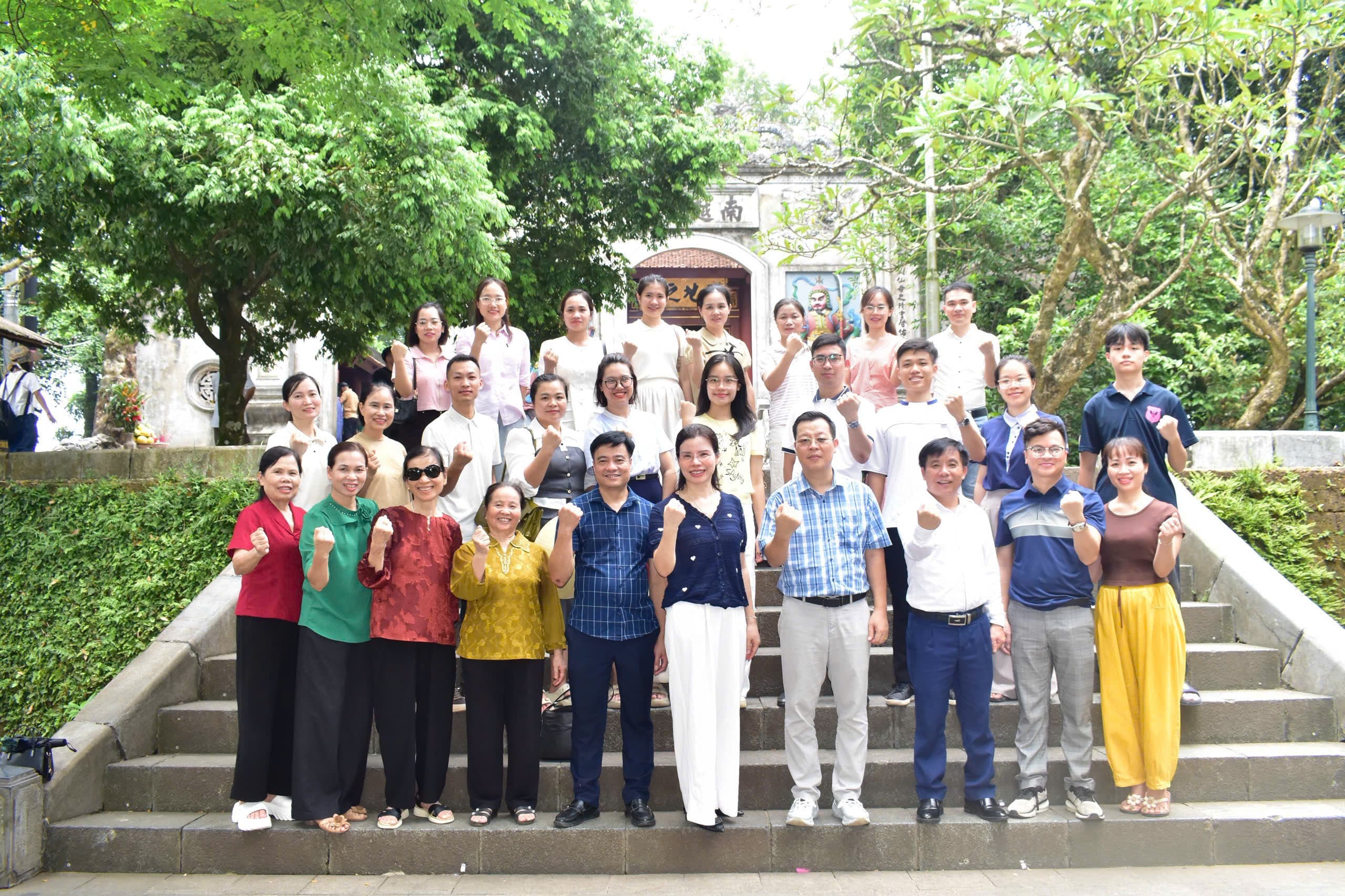 HÀNH TRÌNH VỀ VỚI ĐẤT TỔ – TRI ÂN NGUỒN CỘI, TIẾP NỐI TRÁCH NHIỆM — ảnh 4